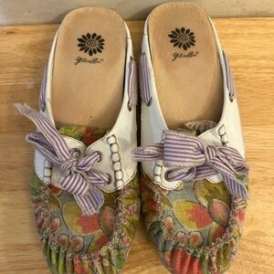 Yellow Box Kenzie Stroll Ballerina Floral Flats with Lavender Bow